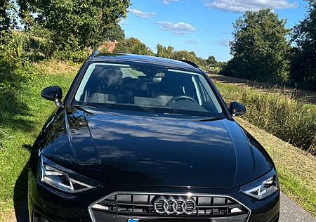 Audi A4 35 TFSI S tronic Avant -
