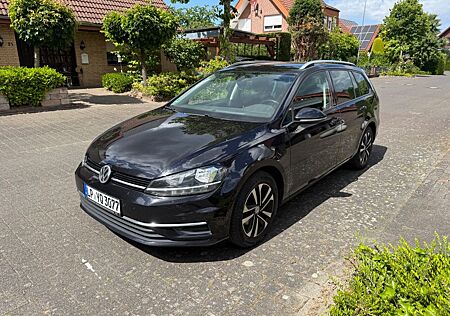 VW Golf Volkswagen 1.6 TDI SCR IQ.DRIVE Variant IQ.DRIVE