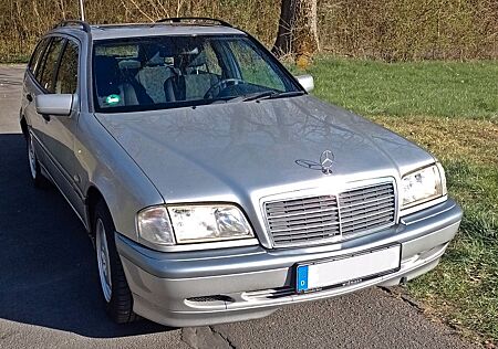 Mercedes-Benz C 180 T CLASSIC Classic Kombi