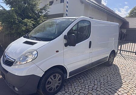 Opel Vivaro +klima +2.0 cdti L1H1 2,7 T