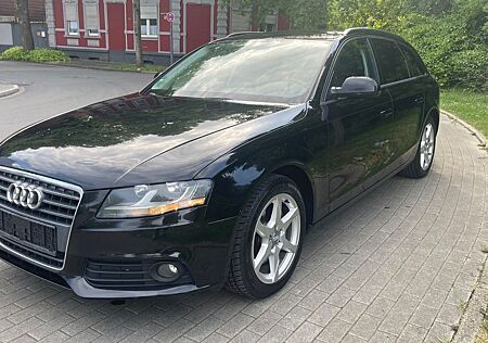 Audi A4 Avant Ambition