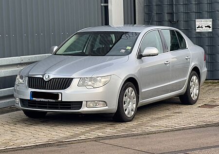 Skoda Superb Comfort SHZ*ALU*"2.Hand