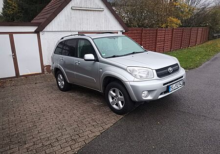 Toyota RAV 4 2.0-l-VVT-i 4x4 -