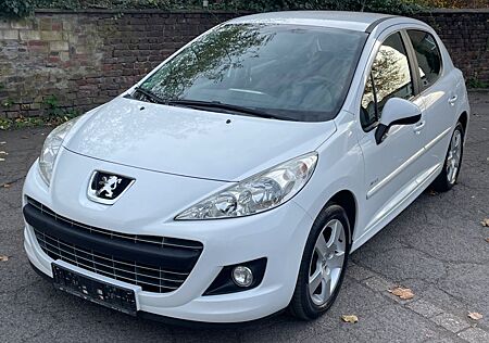 Peugeot 207 Forever DIESEL KLIMA PDC TÜV NEU I HAND 4TÜR
