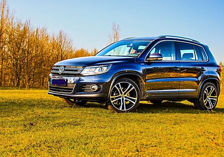 VW Tiguan Volkswagen 2.0 TDI 130 DSG 4M BMT LOUNGE Sport &...