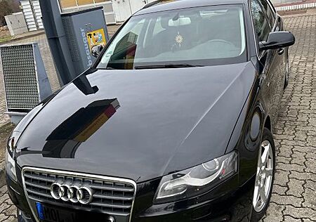 Audi A4 1.8 TFSI multitronic S line Avant S line