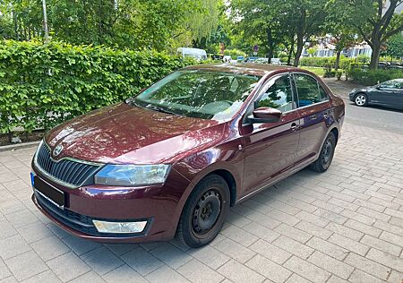 Skoda Rapid 1.2 TSI 77kW TÜV / Inspektion NEU