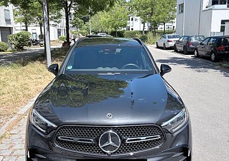 Mercedes-Benz GLC-Klasse GLC 200 4Matic 9G-TRONIC AMG Line Advanced