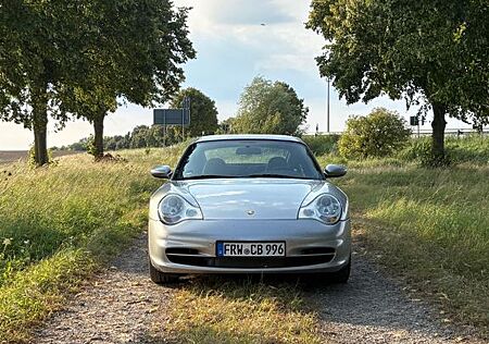 Porsche 996 Carrera 4 Coupé