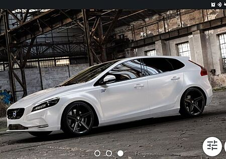 Volvo V40 D2 - R Design "ATM" 0km