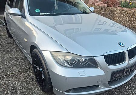 BMW 320i touring -