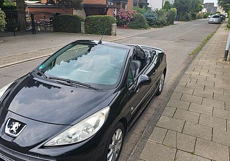 Peugeot 207 CC Black & White Edition 120 Black & Whi...