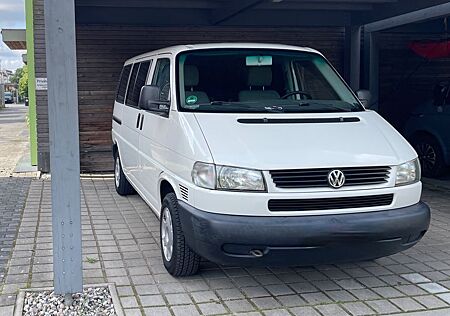 VW T4 Multivan Volkswagen Benzin/LPG Super Zustand