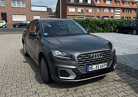 Audi Q2 35 TFSI S tronic sport sport