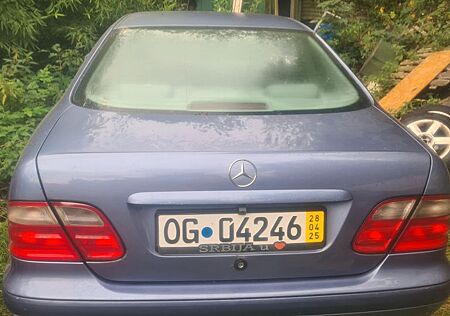 Mercedes-Benz CLK 230 KOMPRESSOR AVANTGARDE Avantgarde