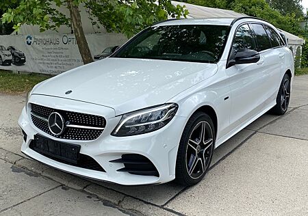 Mercedes-Benz C 300 T de AMG Paket Burmester Kamera