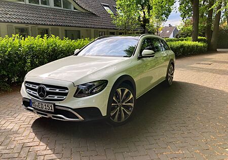 Mercedes-Benz E 350 d 4MATIC T All-Terrain Autom. All-Terrain
