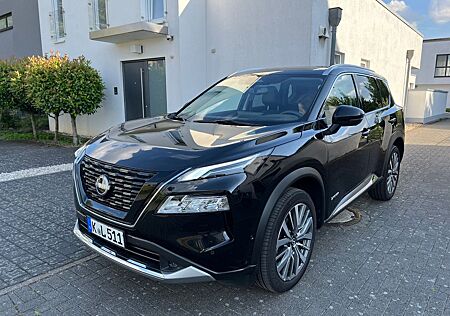 Nissan X-Trail 1.5 VC-T e-Power TEKNA+/PANO-Dach/HeadUP