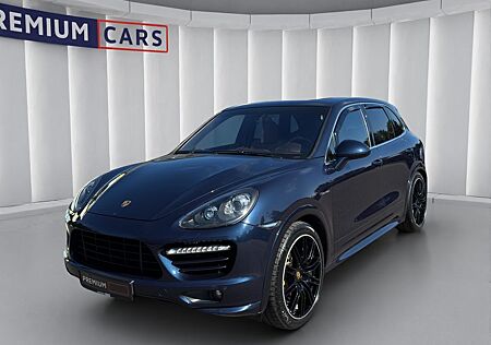 Porsche Cayenne Turbo S *Carbon*Sport-Chrono*Garantie*