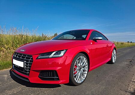 Audi TTS Coupe 2.0 TFSI S tronic quattro -
