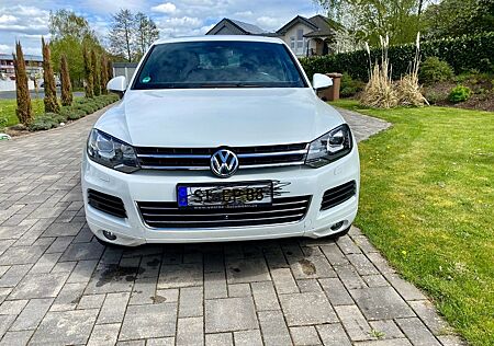 VW Touareg Volkswagen 3.0 V6 TDI Tiptronic BlueMotion Tech...