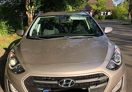 Hyundai i30 blue 1.4 Classic Classic