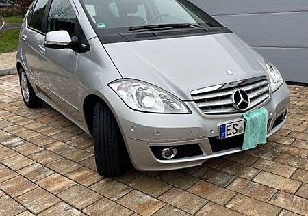 Mercedes-Benz A 160 AVANTGARDE Autotronic AVANTGARDE