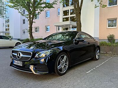 Mercedes-Benz E 220 d AMG/Pano/Ambiente/LED/Kamera