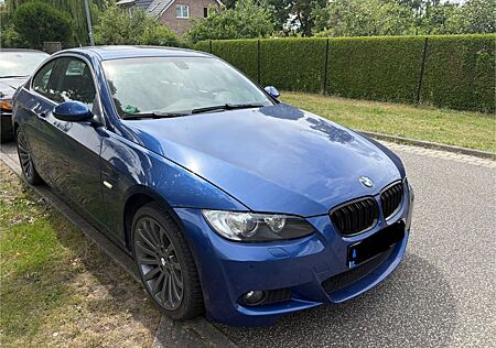 BMW 325i Coupé -