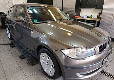 BMW 118d 118 Baureihe 1 Lim. *KLIMA*5-TÜRIG*6-GANG*