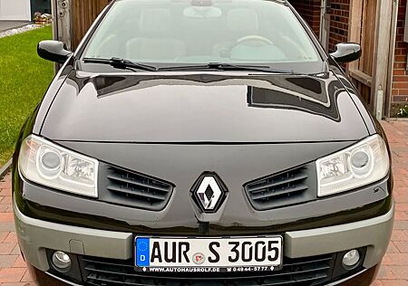 Renault Megane 2 Coupé-Cabriolet schwarz