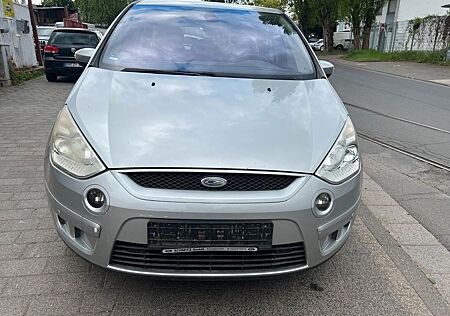 Ford S-Max Trend