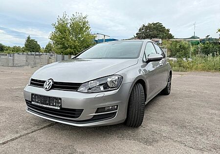 VW Golf Volkswagen 1.4 TSI Cup | 06/2014 | 123.700 |TÜV neu|