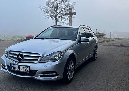Mercedes-Benz C 180 CGI T BlueEFFICIENCY AVANTGARDE AVANTGARDE
