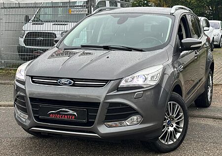 Ford Kuga Titanium Automatik/Navi/Panorama/Allrad/AHK