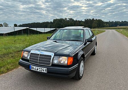 Mercedes-Benz 300 300D TÜV Neu H-Kennzeichen
