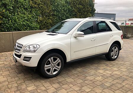 Mercedes-Benz ML 350 CDI 4MATIC -