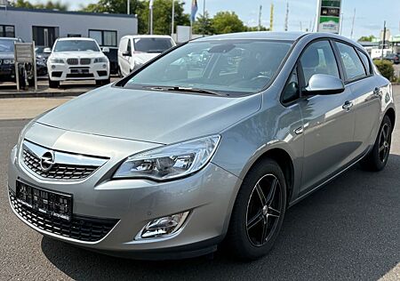 Opel Astra J Lim. 5-trg. Edition