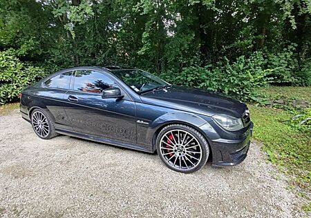 Mercedes-Benz C 63 AMG Coupé