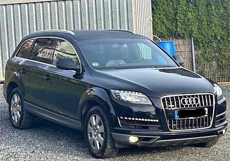 Audi Q7 3.0 TDI quattro EXCLUSIVE 7-SITZER EUR5 TOP-Z