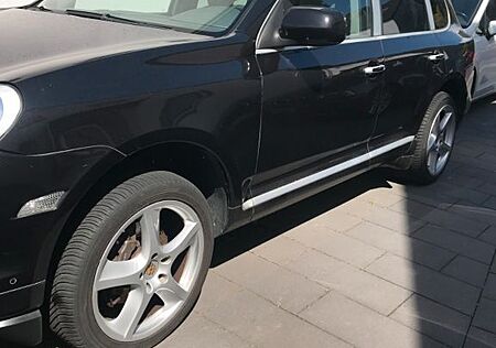 Porsche Cayenne Schöner mit wenig km zu Verkaufen