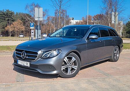 Mercedes-Benz E 200 d T Autom. -