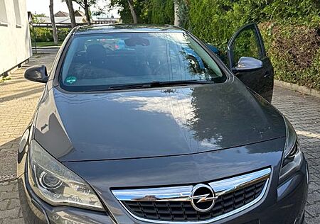 Opel Astra 1.6 Turbo Design Edition 132kW Design ...