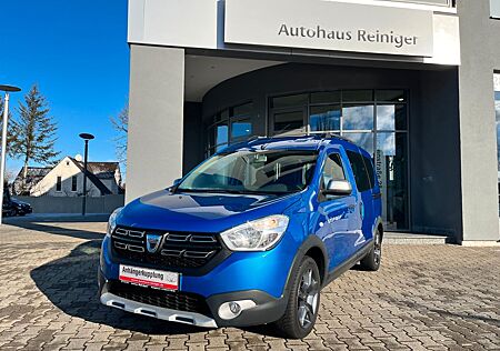 Dacia Dokker Stepway Celebration Turbo*1.Hand,AHK,Navi