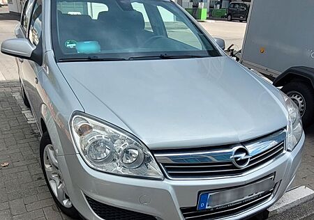 Opel Astra 1.6 Ecotec 85kW -