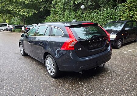 Volvo V60 D2 Powershift Summum Automatik