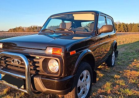 Lada Urban 4x4