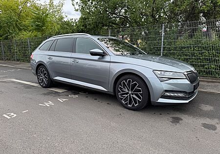 Skoda Superb Laurin & Klement 140 KW DSG AHK