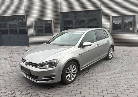 VW Golf Volkswagen VII Lim. Lounge BMT