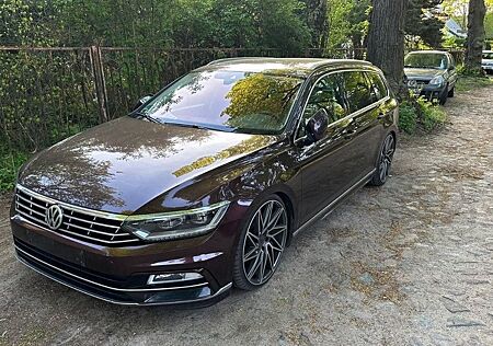 VW Passat Variant Volkswagen 2.0 TDI SCR 140kW Highline Va...